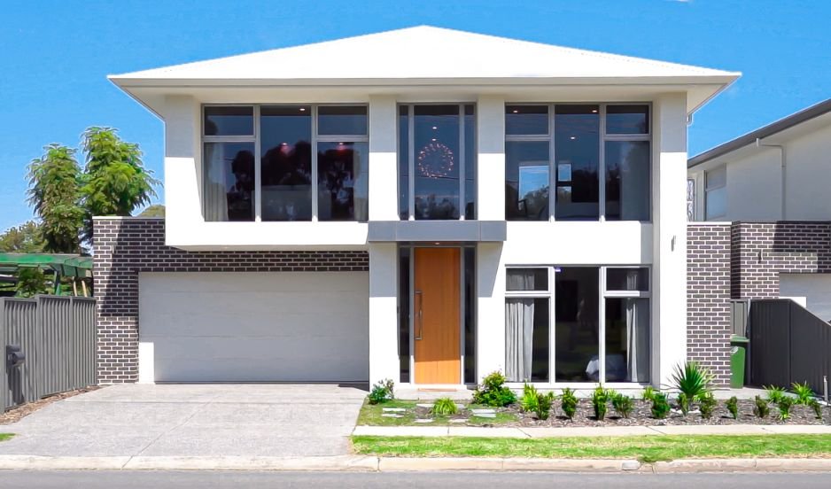 Adelaide-Residential-Custom-Home-Builder-henley beach-facade